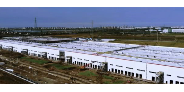 特斯拉上海厂建筑基本完工，开始安装生产线
