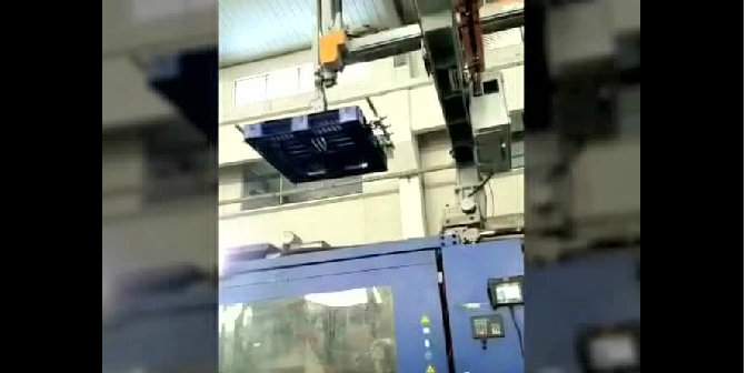 樱桃视频成人在线观看托盘与机械手完美结合