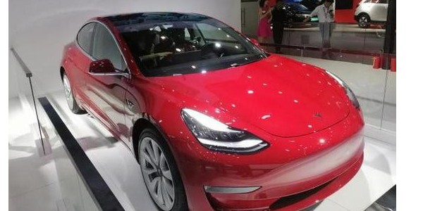 特斯拉：明年1月底前交付中国产Model 3电动汽车