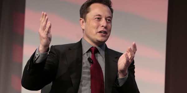 马斯克盛赞中国工人勤奋，称中国会出现一些非常强大的公司